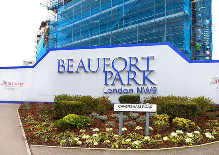 Beaufort-Park-site-hoarding-2