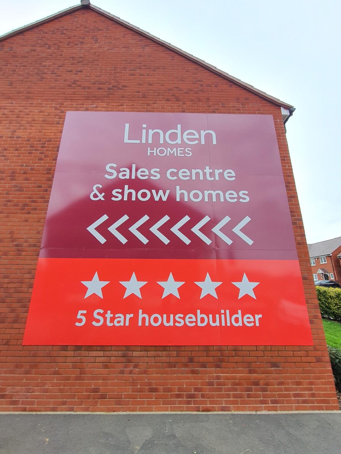 Advertising hoardings